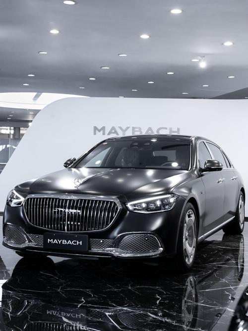 佛山185岚图汽车的售后服务让用户无忧出行，迈巴赫未来的豪华车趋势